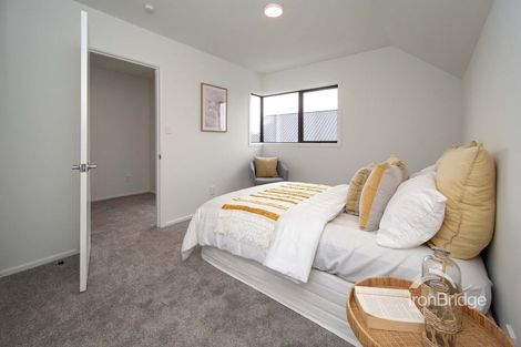 Photo of property in 12 Claverley Garden, Avonhead, Christchurch, 8042