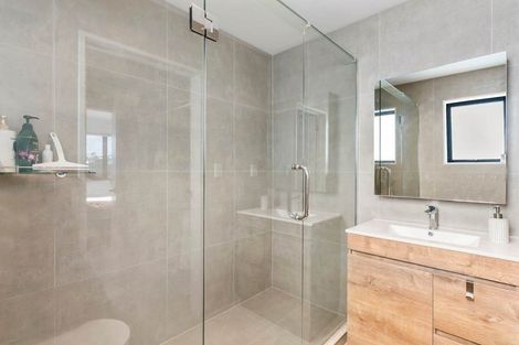 Photo of property in 40c Leo Street, Glen Eden, Auckland, 0602