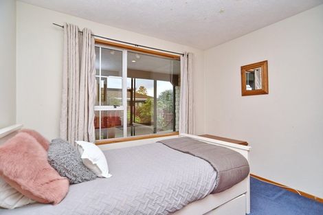 Photo of property in 50 Solomon Avenue, Redwood, Christchurch, 8051