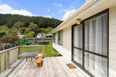 Photo of property in 18 Ruahine Street, Paraparaumu, 5032