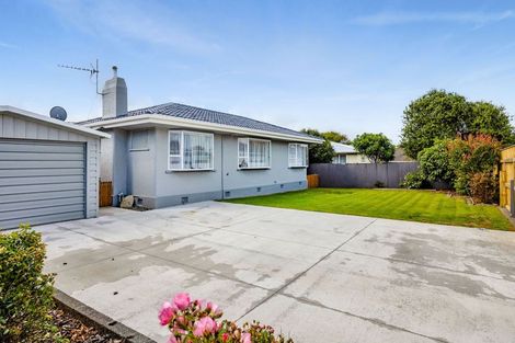 Photo of property in 14 Ropata Street, Hawera, 4610