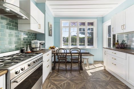 Photo of property in 128 Gray Avenue, Papatoetoe, Auckland, 2024