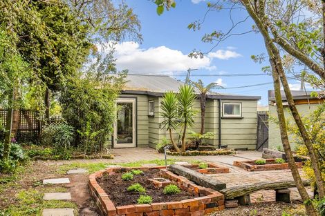 Photo of property in 87 Vagues Road, Northcote, Christchurch, 8052