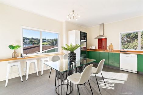 Photo of property in 31 Arun Crescent, Southgate, Wellington, 6023