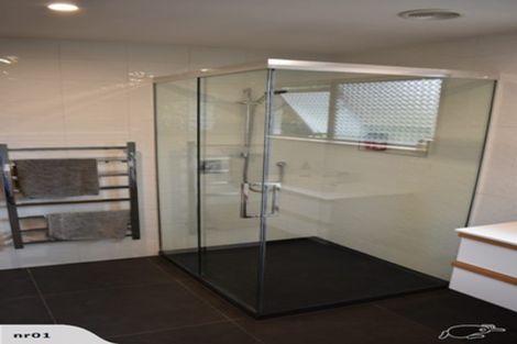 Photo of property in 13 Bayview Place, Cass Bay, Lyttelton, 8082