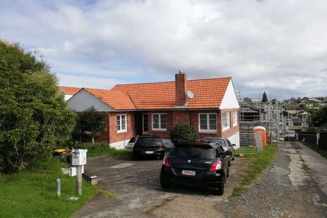 Photo of property in 22 Dallinghoe Crescent, Milford, Auckland, 0620