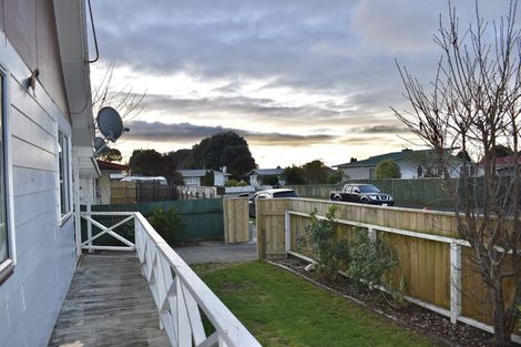 Photo of property in 10 Braemar Street, Levin, 5510