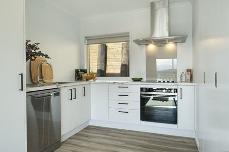 Photo of property in 32 Arapeta Place, Takaka, 7110