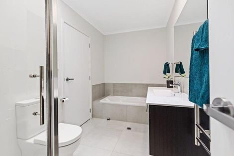 Photo of property in 6 Belt Lane, Papamoa, 3118