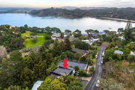 Photo of property in 220 Wade River Road, Wade Heads, Whangaparaoa, 0932