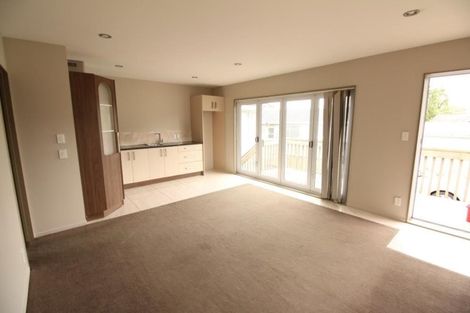 Photo of property in 49a Woodglen Road, Glen Eden, Auckland, 0602