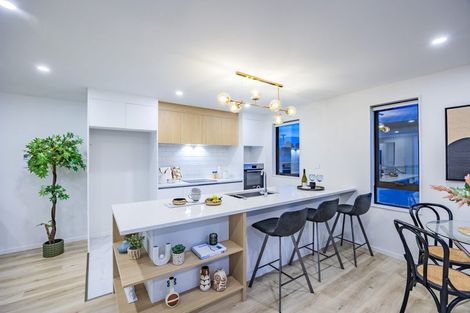 Photo of property in 3c Dawnhaven Drive, Te Atatu Peninsula, Auckland, 0610