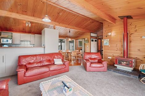 Photo of property in 194 Spencer Road, Lake Tarawera, Rotorua, 3076