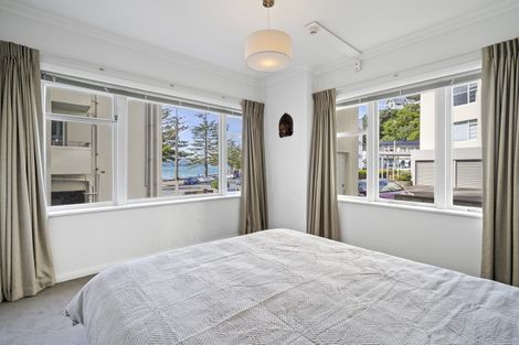 Photo of property in Rehutai Flats, 3/268 Oriental Parade, Oriental Bay, Wellington, 6011