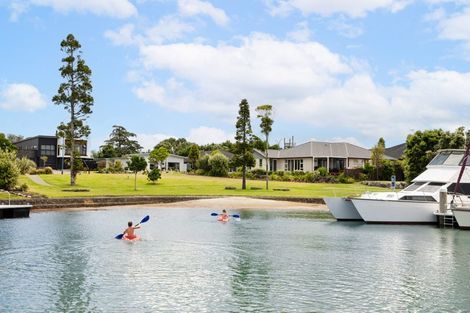 Photo of property in 4 Aho Lane, One Tree Point, 0118