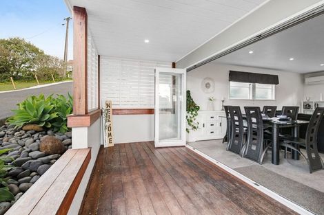 Photo of property in 6 Nelson Street, Helensville, 0800