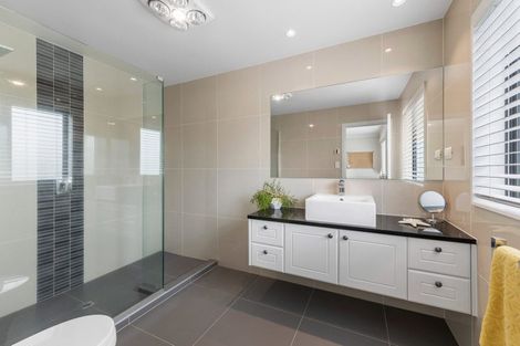 Photo of property in 60 Harvest Avenue, Orewa, 0931