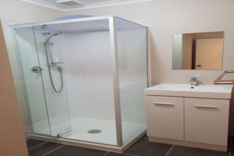 Photo of property in 9 Rangitane Street, Maupuia, Wellington, 6022