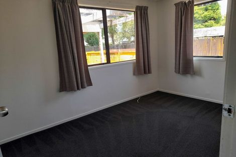 Photo of property in 21 Arodella Crescent, Ranui, Auckland, 0612