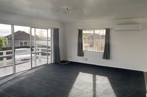 Photo of property in 1/86 Birkdale Road, Birkdale, Auckland, 0626