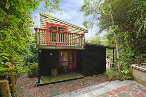 Photo of property in 63 Wyndham Road, Pinehaven, Upper Hutt, 5019