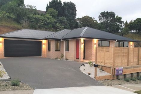 Photo of property in 3 Frederick Place, Whalers Gate, New Plymouth, 4310