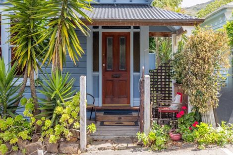 Photo of property in 55 Canterbury Street, Lyttelton, 8082