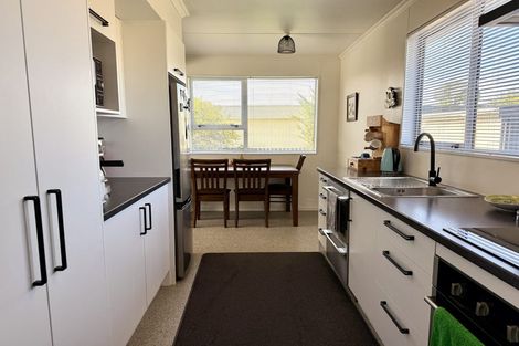 Photo of property in 54 Ross Street, Grasmere, Invercargill, 9810