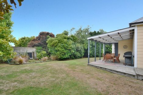 Photo of property in 27 Brough Street, Palmerston, 9430