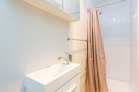 Photo of property in 12d Marina Grove, Frankleigh Park, New Plymouth, 4310