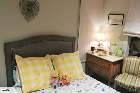 Photo of property in 1 Simeon Quay, Lyttelton, 8082