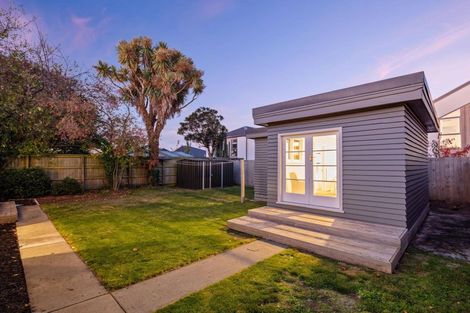 Photo of property in 164 Springfield Road, St Albans, Christchurch, 8014