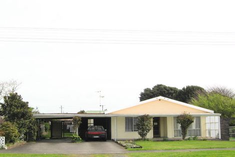 Photo of property in 77 Domett Street, Waitara, 4320