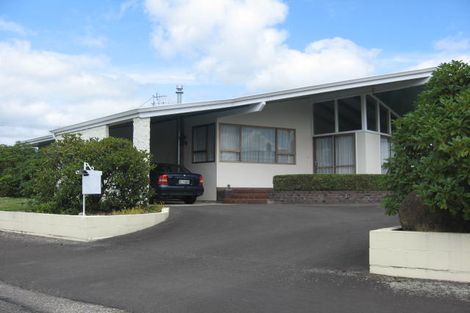 Photo of property in 38 Albert Street, Pahiatua, 4910