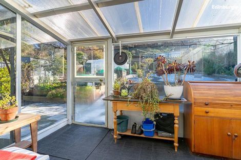 Photo of property in 241 Ravensbourne Road, Ravensbourne, Dunedin, 9022