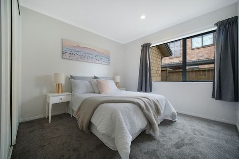 Photo of property in 4 Coachman Drive, Flat Bush, Auckland, 2016