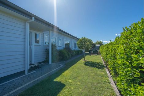 Photo of property in 2 Huka Heights Drive, Rangatira Park, Taupo, 3330