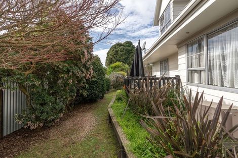 Photo of property in 6 Camden Place, Pukete, Hamilton, 3200