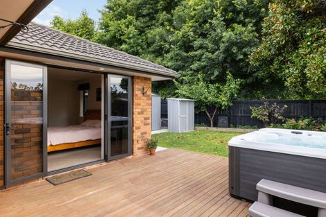 Photo of property in 32 Winchester Place, Rototuna North, Hamilton, 3210