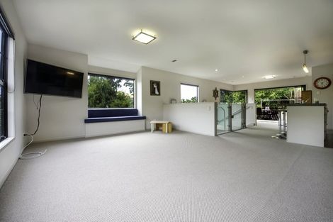 Photo of property in 6a Kokako Place, Taradale, Napier, 4112