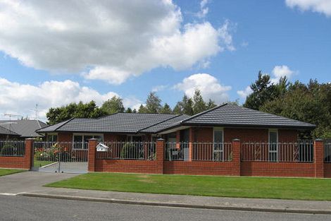 Photo of property in 3 Oakden Drive, Darfield, 7510