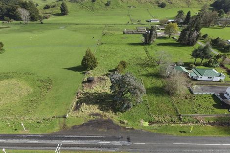 Photo of property in 2511 Rangiwahia Road, Rangiwahia, Kimbolton, 4774