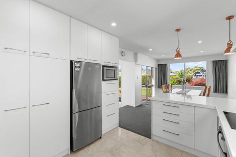 Photo of property in 11a Wyatt Place, Russley, Christchurch, 8042