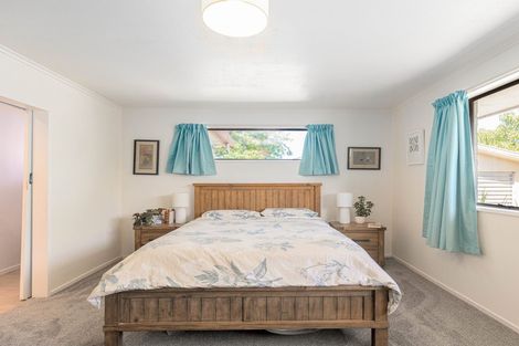 Photo of property in 68a Winters Road, Redwood, Christchurch, 8051