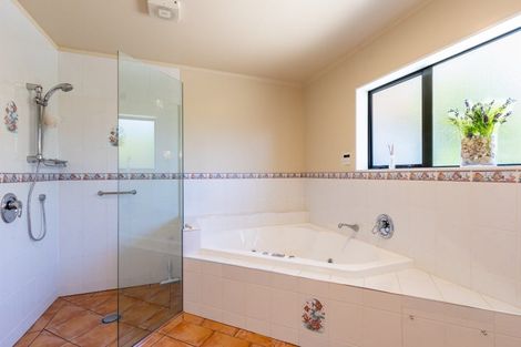 Photo of property in 70 Langdale Avenue, Paraparaumu, 5032