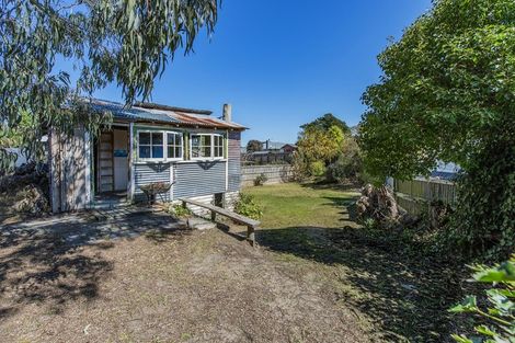 Photo of property in 5 Beach Crescent, Waikuku Beach, 7473