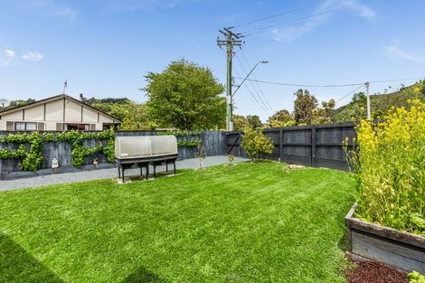 Photo of property in 176 Akatarawa Road, Birchville, Upper Hutt, 5018