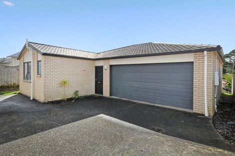 Photo of property in 56 Woodbank Drive, Glen Eden, Auckland, 0602