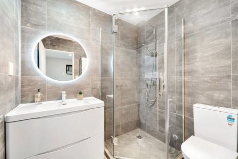 Photo of property in 6/33 Colwill Road, Massey, Auckland, 0614