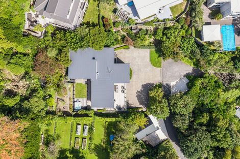 Photo of property in 302 Paremata Road, Whitby, Porirua, 5381